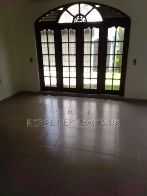 08 Bedroom - Unfurnished House For Rent In Dehiwala