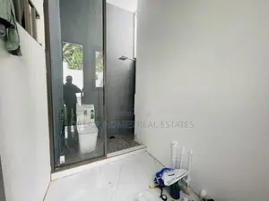 Brand New 3-Bedroom Luxury House For Sale – Kadawatha