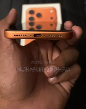 Apple iPhone 17 Pro Max Orange (Used)