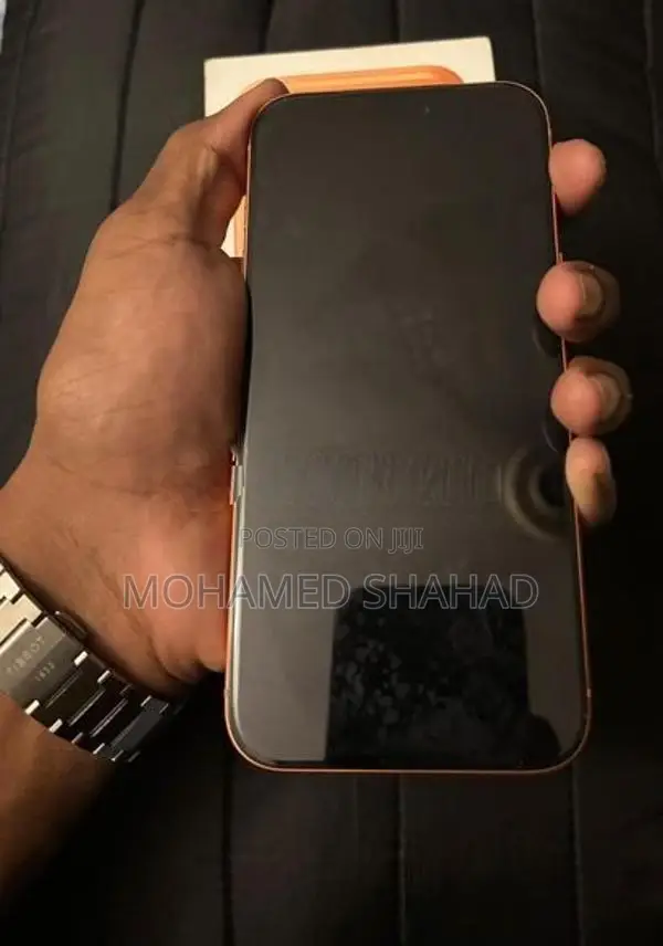 Apple iPhone 17 Pro Max Orange (Used)