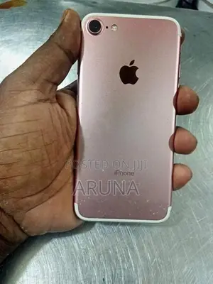 Apple iPhone 7 (Used)