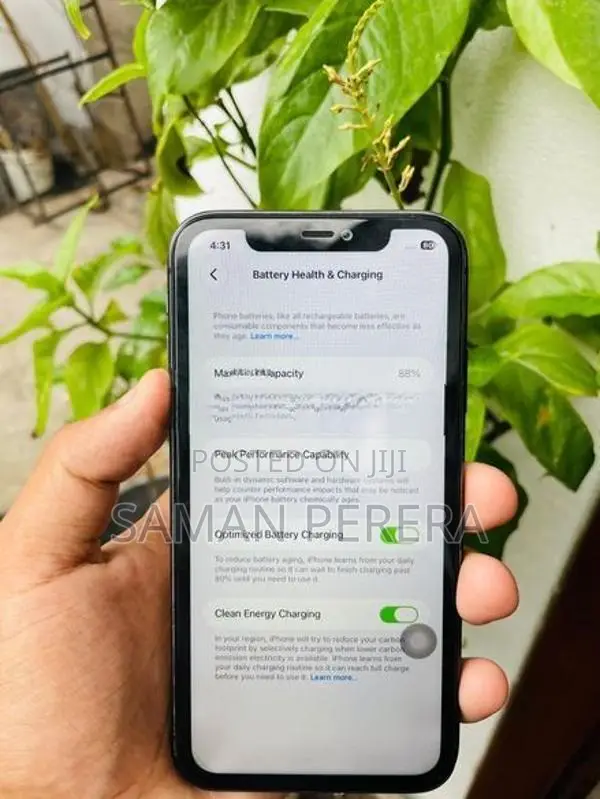 Apple iPhone 11 (Used)