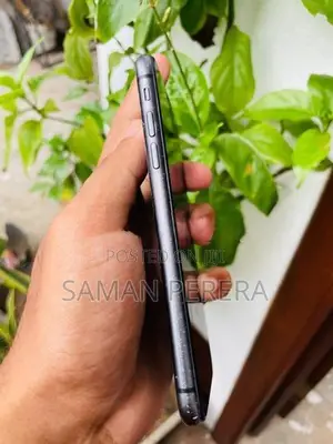 Apple iPhone 11 (Used)