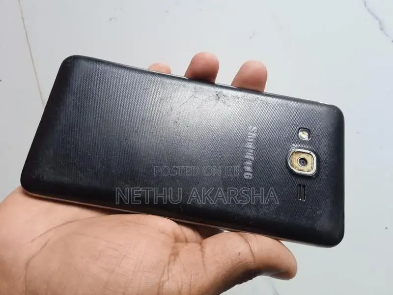 Samsung Galaxy J2 (Used)