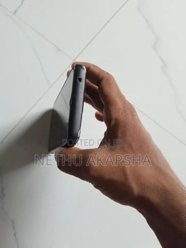 Samsung Galaxy J2 (Used)