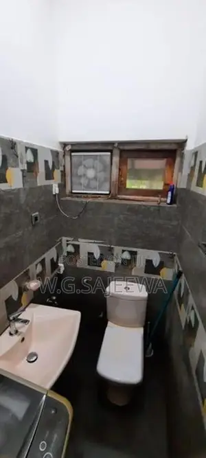 96.1perch land with house for sale in kandawala,Negombo