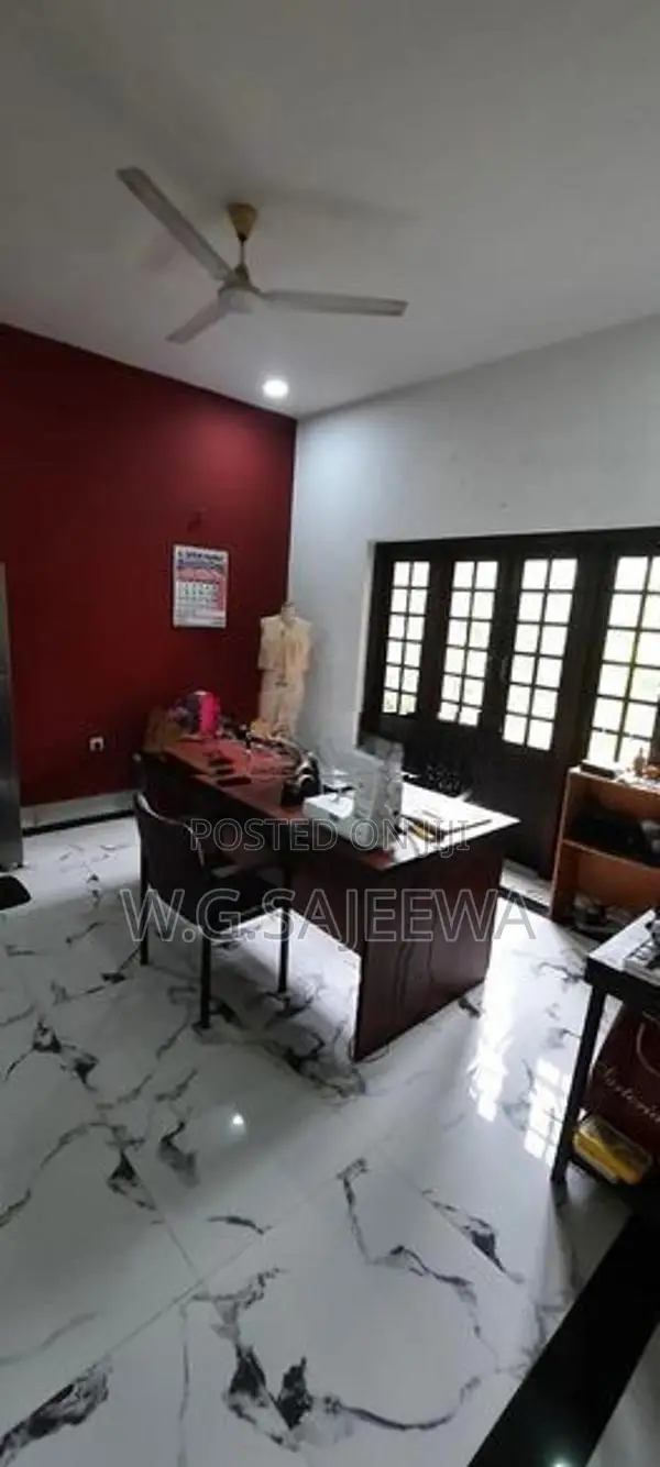 96.1perch land with house for sale in kandawala,Negombo
