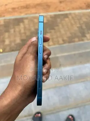 Apple iPhone 13 (Used)
