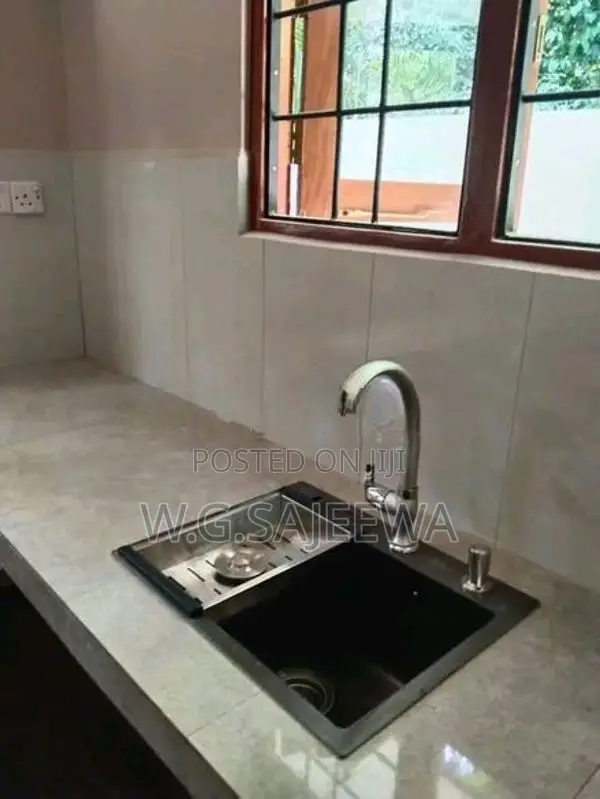 Newly built Single house rent in Gampaha, udugampola