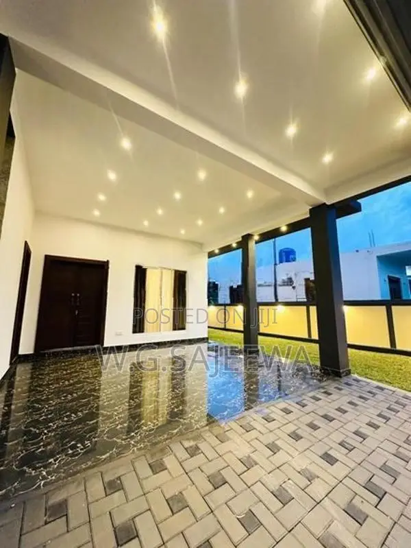4Bedroom brand new fully Furnished house for sale Demanhandiya, Negomb