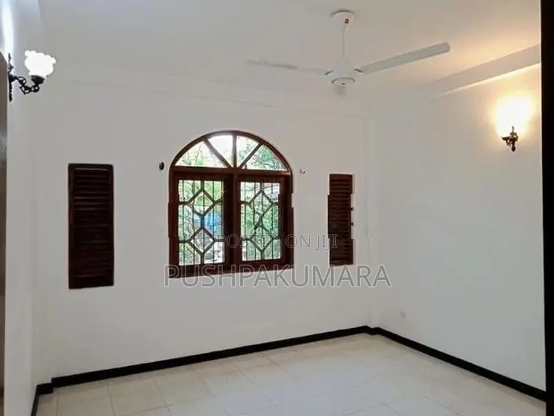 House For Rent IN Pelawatta (5304B/1) Battaramulla