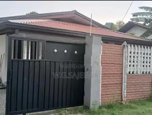 Single house rent in Ja Ela, kanuwana (Suitable for Office/Staff)
