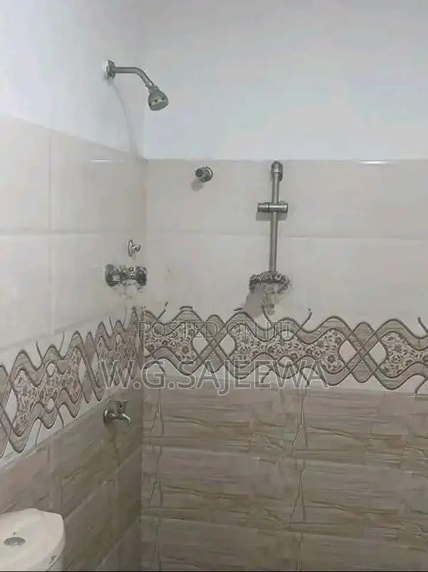 Single house rent in Ja Ela, kanuwana (Suitable for Office/Staff)