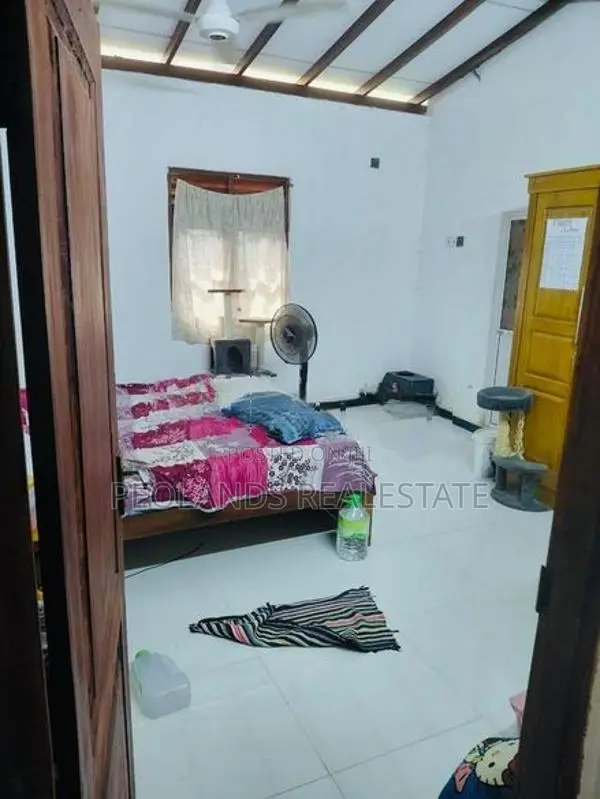 (RR674) Two Storey House for Rent in Panadura