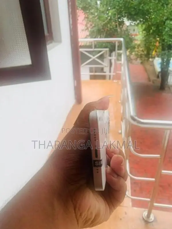 Apple iPhone 13 (Used)