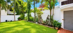 3 Storied Luxury House For Sale In Pita-Kotte (Ssph-474)