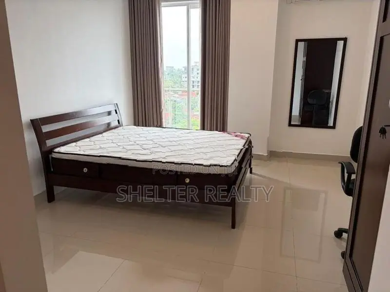 Fleminton Semi Furnished 3 BR apartment for rent in Rajagiriya