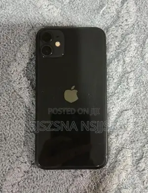 Apple iPhone 11 (Used)