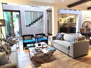 08.5 Perches Furnished House For Sale - HL48897 In Colombo 5