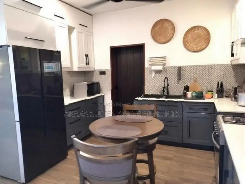 08.5 Perches Furnished House For Sale - HL48897 In Colombo 5