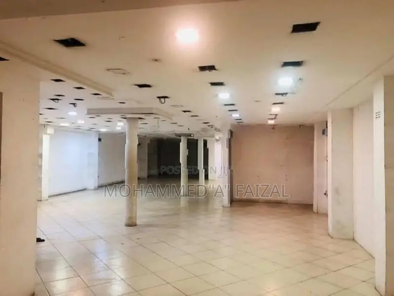 Commercial Building For Sale in Galle Road Dehiwala
