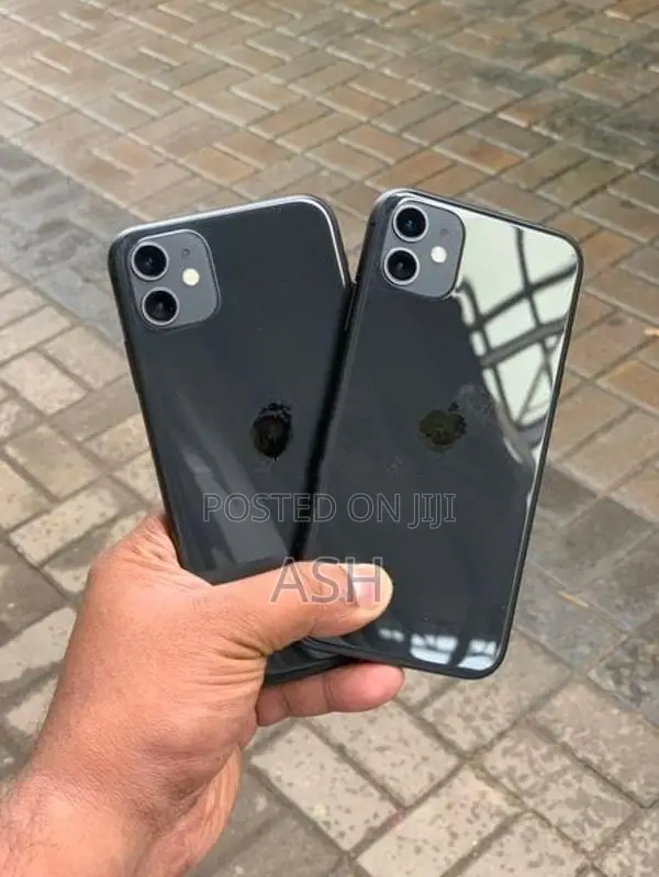 Apple iPhone 11 64GB (Used)