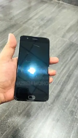 OnePlus 5 (Used)
