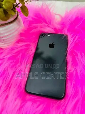 Apple iPhone 7 256GB (Used)