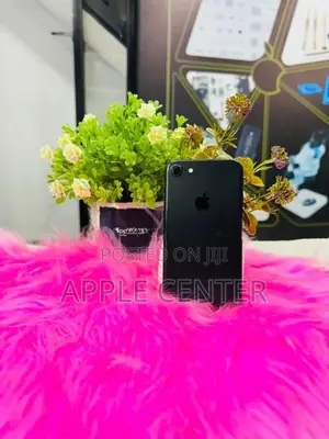 Apple iPhone 7 256GB (Used)