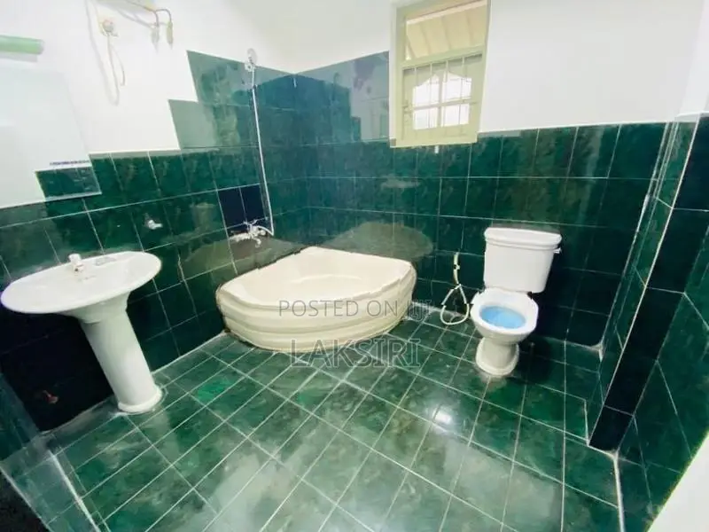 Modern House Rent Recidence Office Nugegoda City