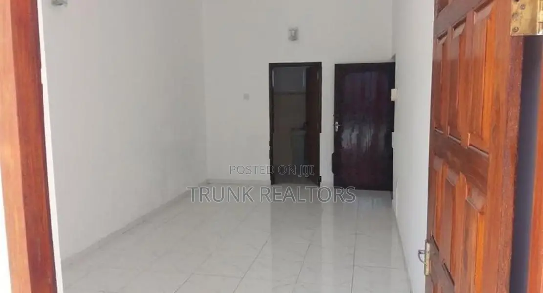￭ Colombo 06 04BR House For Rent (NK12038)