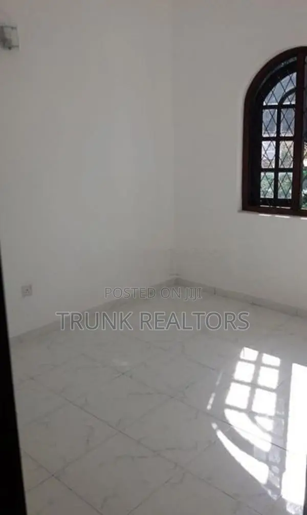 ￭ Colombo 06 04BR House For Rent (NK12038)