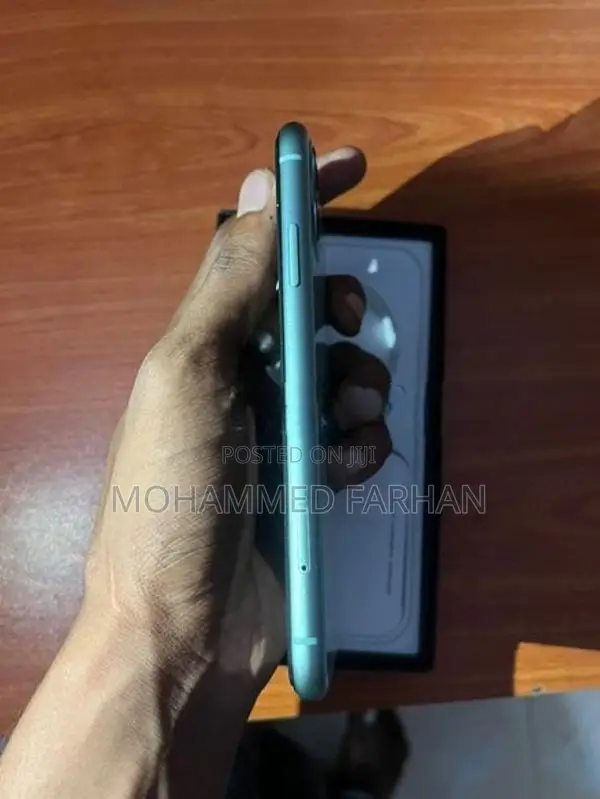 Apple iPhone 11 (Used)