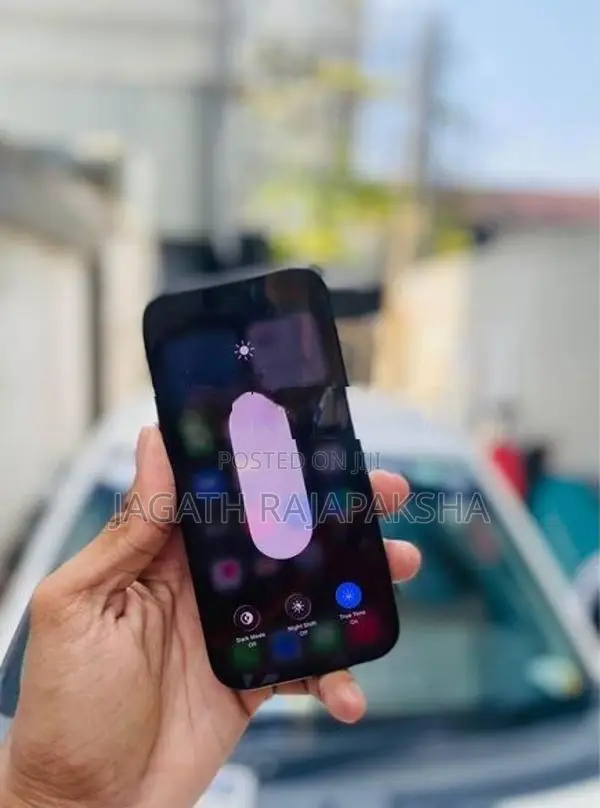 Apple iPhone 11 (Used)
