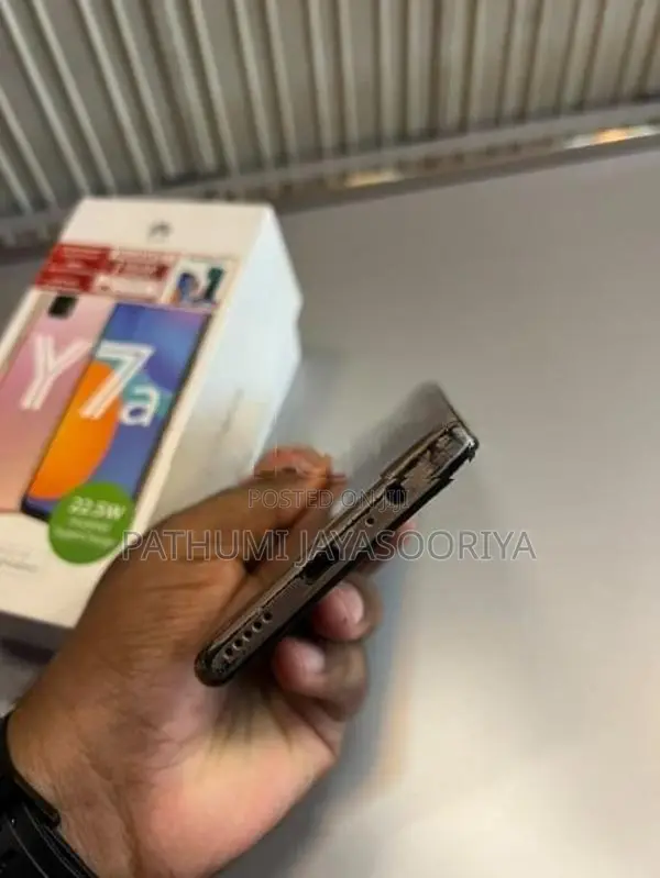 Huawei Y7a (Used)