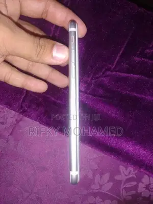 Apple iPhone 7 (Used)