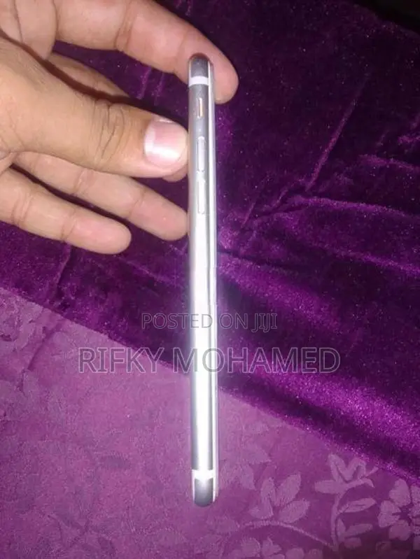 Apple iPhone 7 (Used)