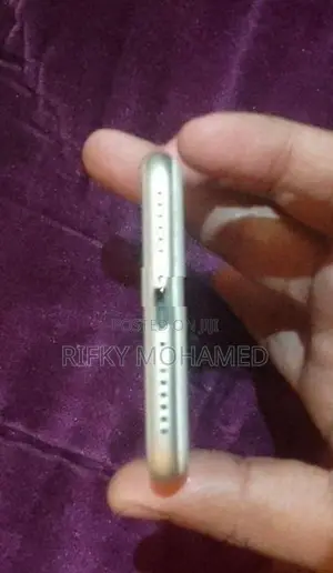 Apple iPhone 7 (Used)