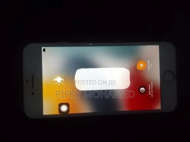 Apple iPhone 7 (Used)