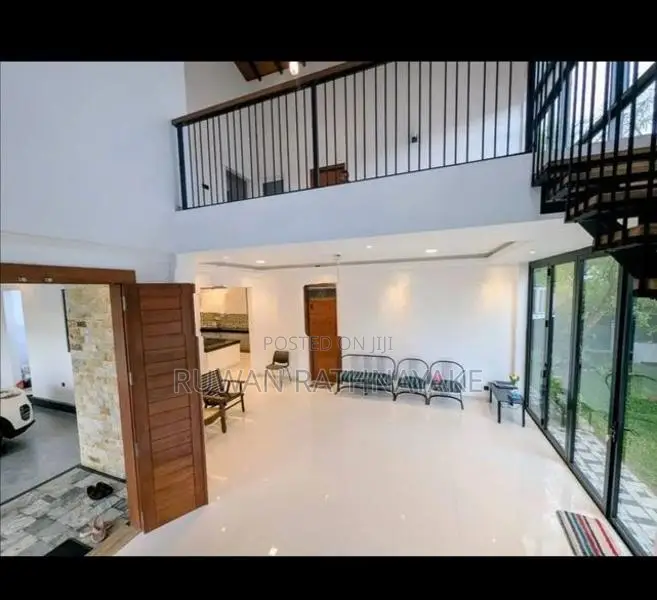 Two Storey House For Rent In Delkada Nugegoda