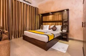 30,000 sq.ft - Luxury Hotel for Sale CP34754 Mount Lavinia