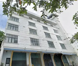 30,000 sq.ft - Luxury Hotel for Sale CP34754 Mount Lavinia