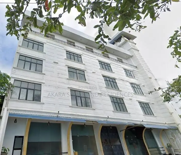 30,000 sq.ft - Luxury Hotel for Sale CP34754 Mount Lavinia