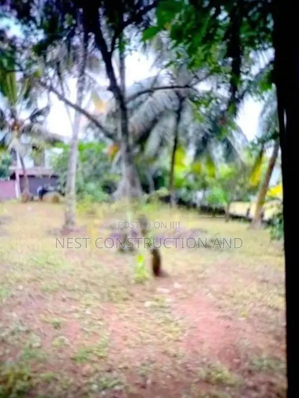 Bandaragama Town Land