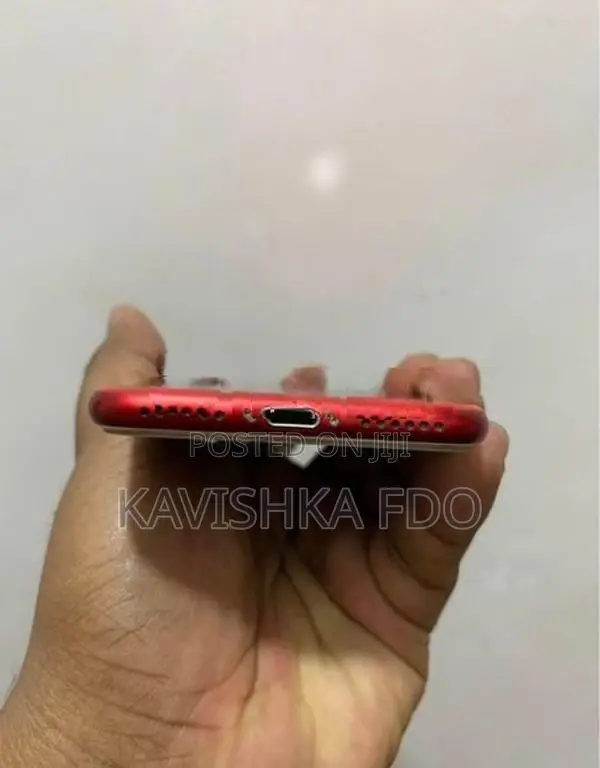 Apple iPhone 7 128GB (Used)