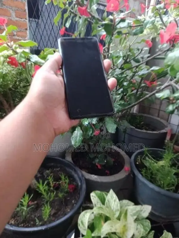 Samsung Galaxy S9 64GB (Used)