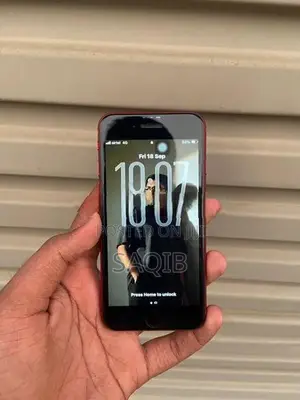 Apple iPhone SE 2 (Used)