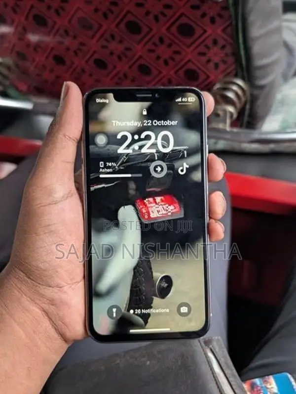 Apple iPhone X 64GB (Used)