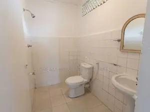 3-Bedroom House For Rent – Nugegoda