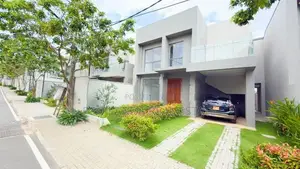 (DH1019) New Villa for Sale in Canterbury Golf Piliyandala